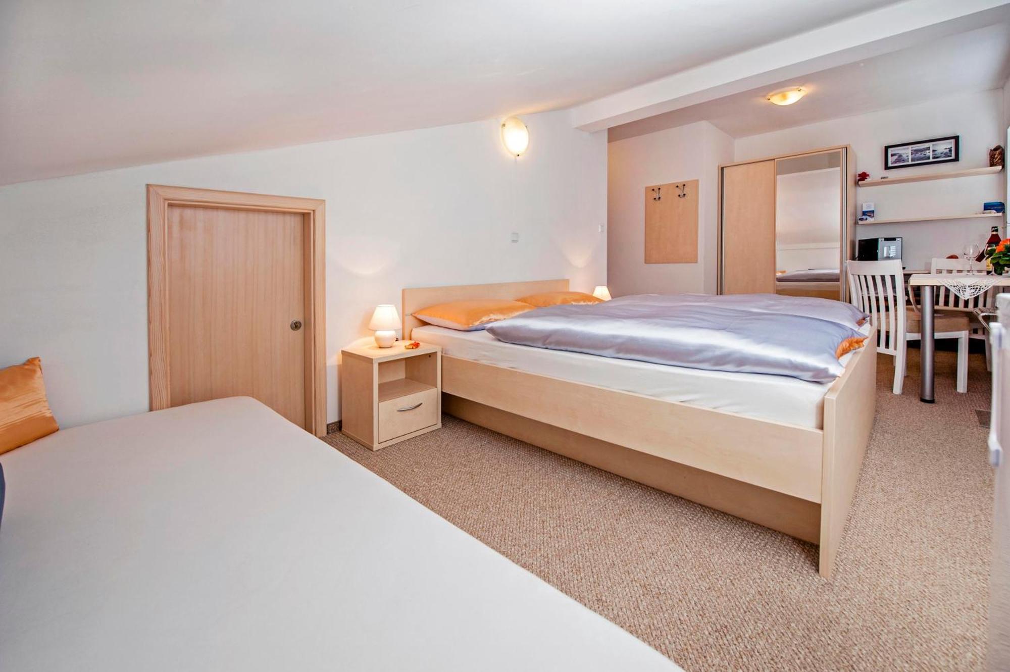 Marko Apartmani Rovinj Rom bilde